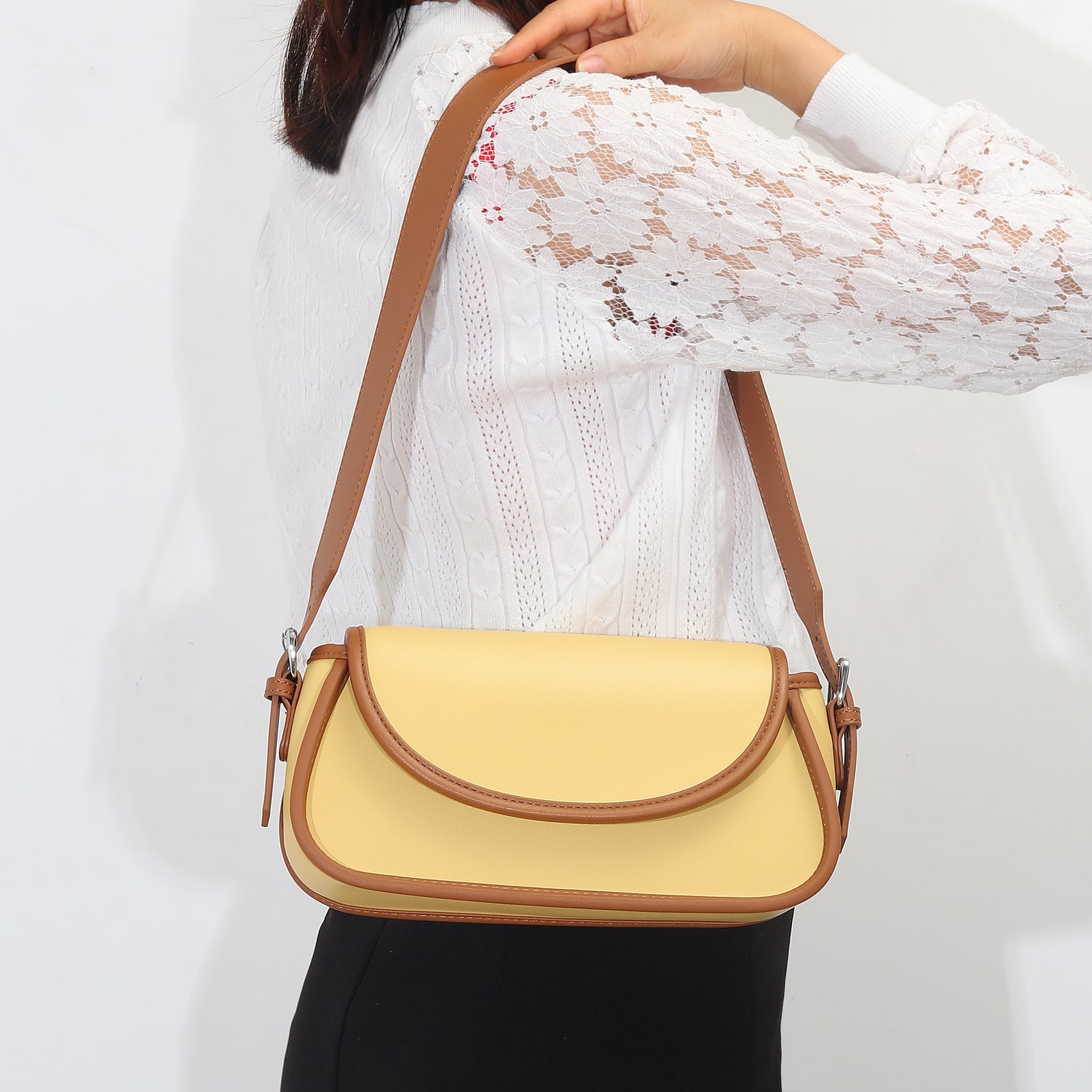 Noemie Shoulder Bag